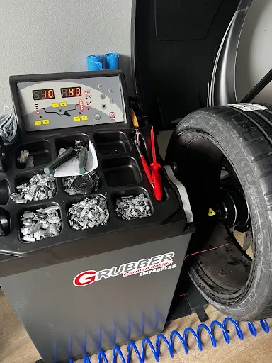 Wulkanizacja naprawa i wymiana opon Serwis Klimatyzacji